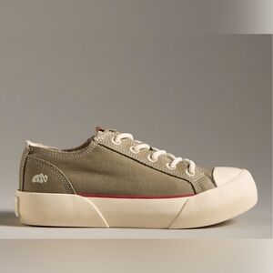 Good News Chunks Sneakers